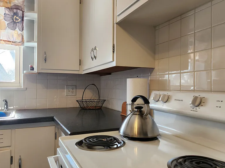 2415 5th Ave E #2 — Photo 8