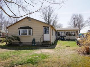 10546 Born St, Three Rivers, MI 49093