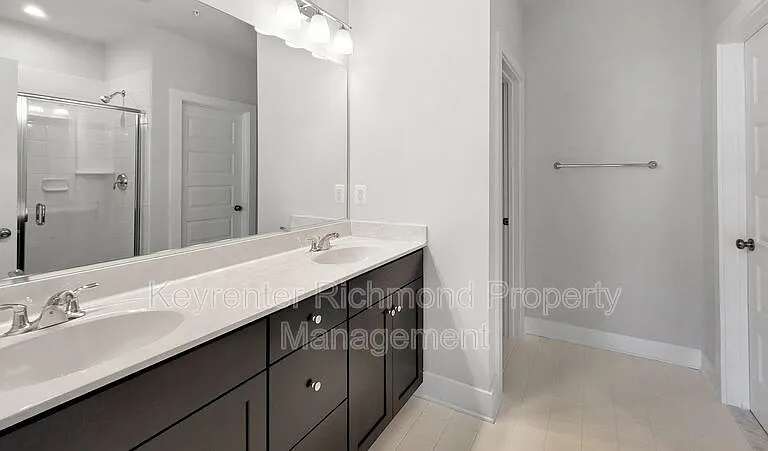 109 Old Charles St #A — Photo 16
