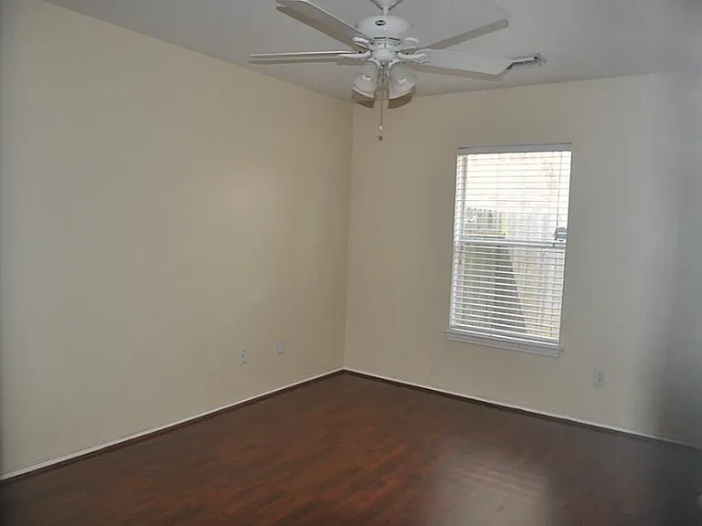 20906 Springport Ct — Photo 15