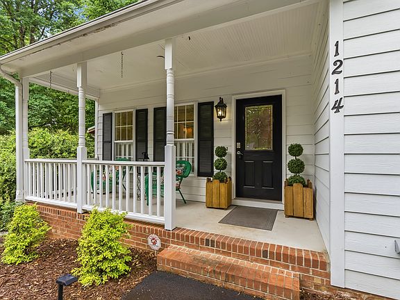 5th image of 1214 Halcyon Pl