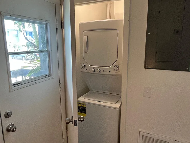 4914 W Gandy Blvd #F103 — Photo 9