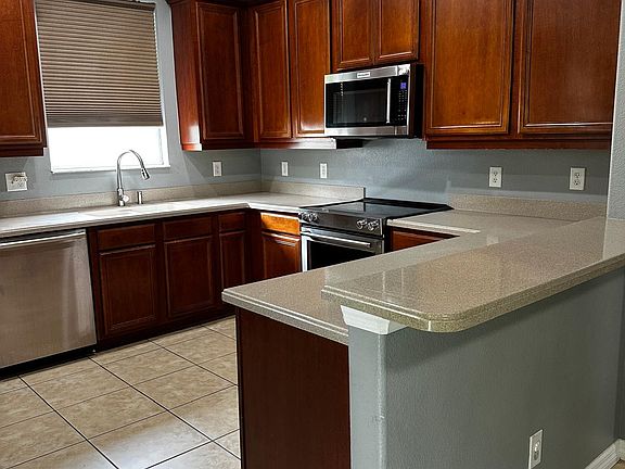 5th image of 2603 Eagle Cliff Dr