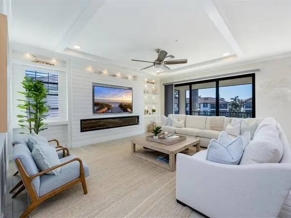 15205 Butler Lake DR #201, NAPLES, FL 34109