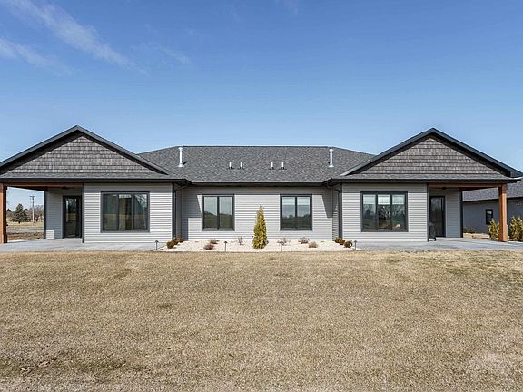 5th image of 353 Ridge View Drive #11