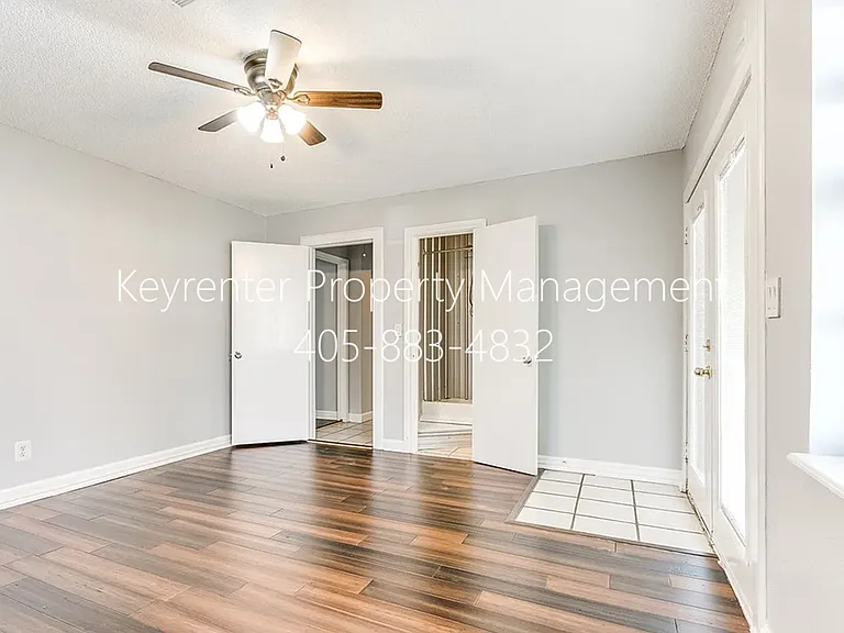 3615 SW 12th St — Photo 15