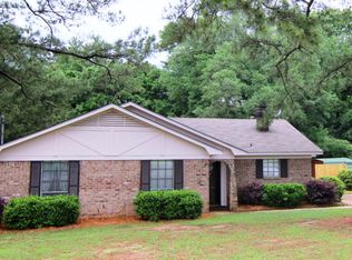 2462 Meadowview Dr, Mobile, AL 36695