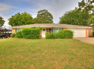 672 N 28th West Pl, Tulsa, OK 74127