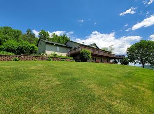 S1220 County Road K, Chaseburg, WI 54621