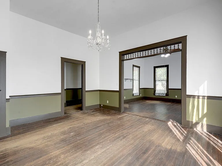 304 Olive St — Photo 7