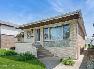 5741 S Neenah Ave, Chicago, IL 60638