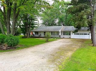 23709 Bradner Rd, Genoa, OH 43430