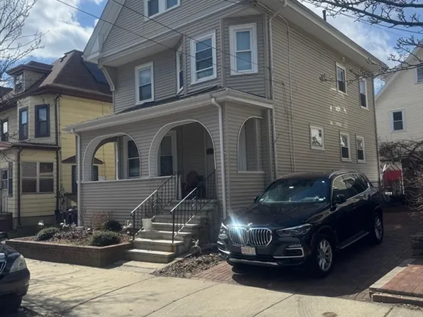 40 Baker Rd, Everett, MA 02149