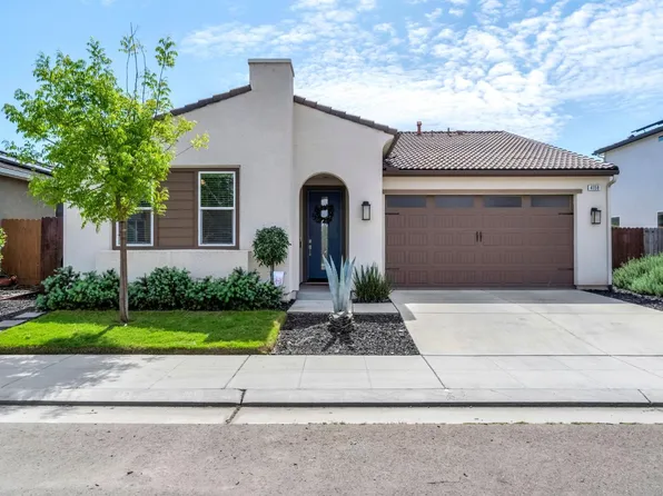 4158 Buckingham Ave, Clovis, CA 93619