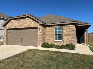 16416 Farmhouse Ln, Elgin, TX 78621
