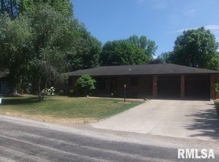 2210 Huntleigh Rd, Springfield, IL 62704