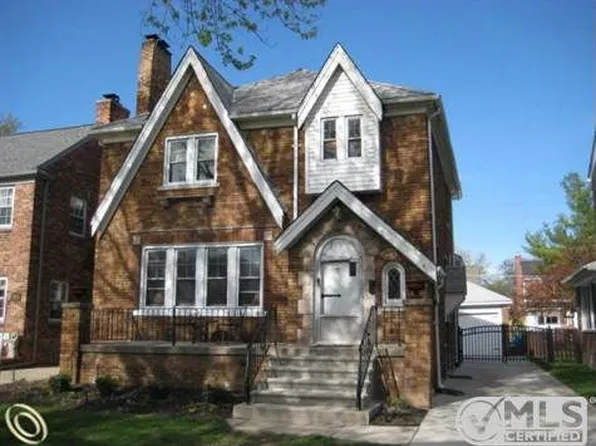 416 McKinley Ave, Grosse Pointe Farms, MI 48236
