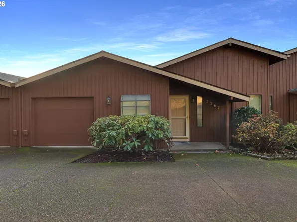 2267 Ridgeway Dr, Eugene, OR 97401