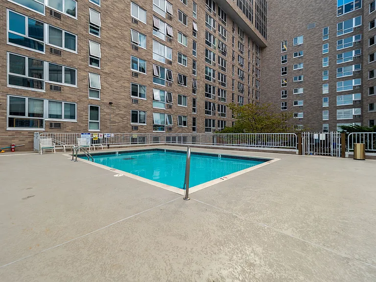 433 S 7th St #2308 — Photo 38