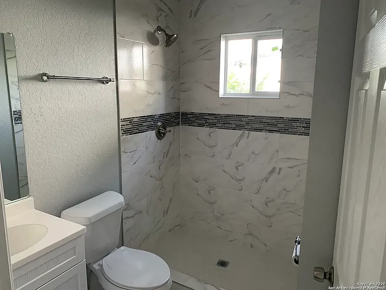 135 San Angelo — Photo 4
