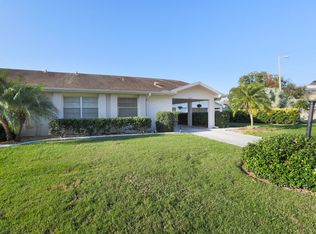 2021 Hawkhurst Cir, Sun City Center, FL 33573