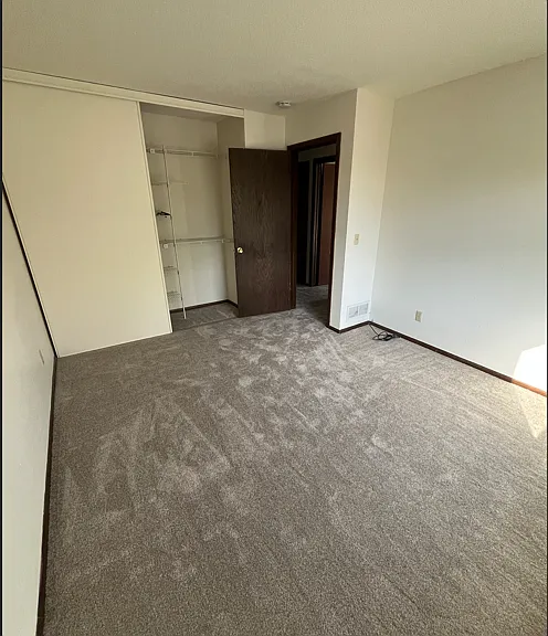 1201 Hillcrest Ct — Photo 13