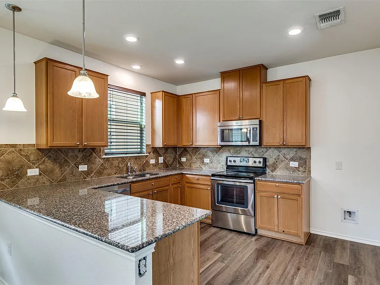 6209 Garden Rose Path — Photo 11