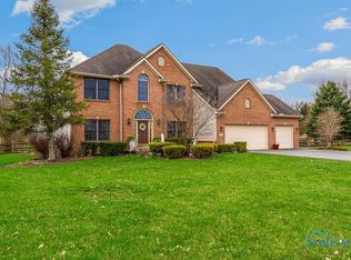 3070 Pebble Ct, Maumee, OH 43537