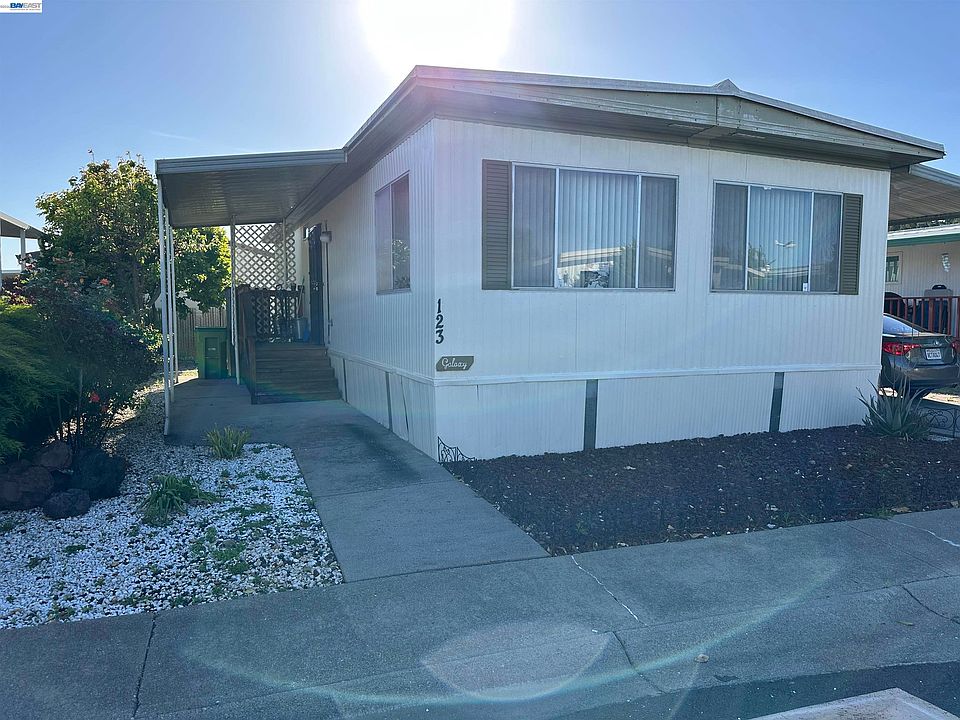 1st image of 1150 W Winton Ave Unit 123