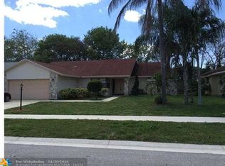 9846 Majorca Pl, Boca Raton, FL 33434