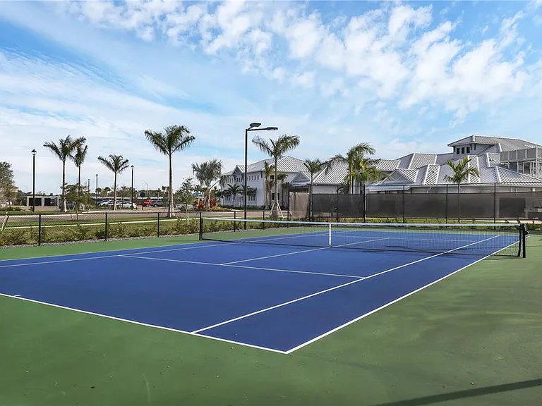 15716 Barefoot Beach Dr — Photo 54