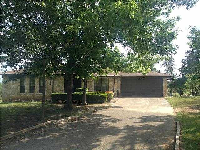 1st image of 120 Oak Hollow Dr