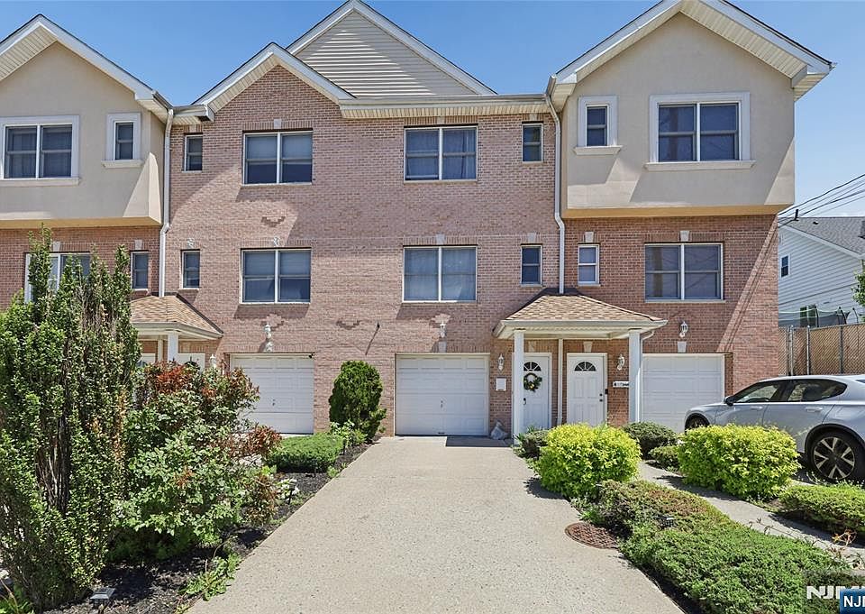 1st image of 548 Palisade Avenue #3