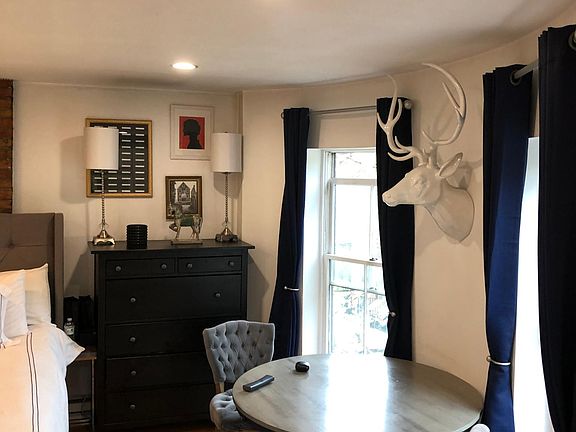 3rd image of 95 Waltham St APT 8