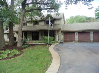 2409 Colby Dr, McHenry, IL 60050