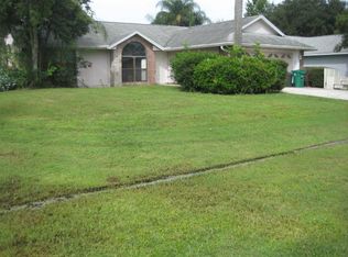 237 SW Aubudon Ave, Pt Saint Lucie, FL 34953