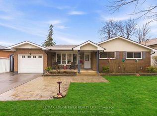 98 Applewood Cres, Whitby, ON L1N 2E7