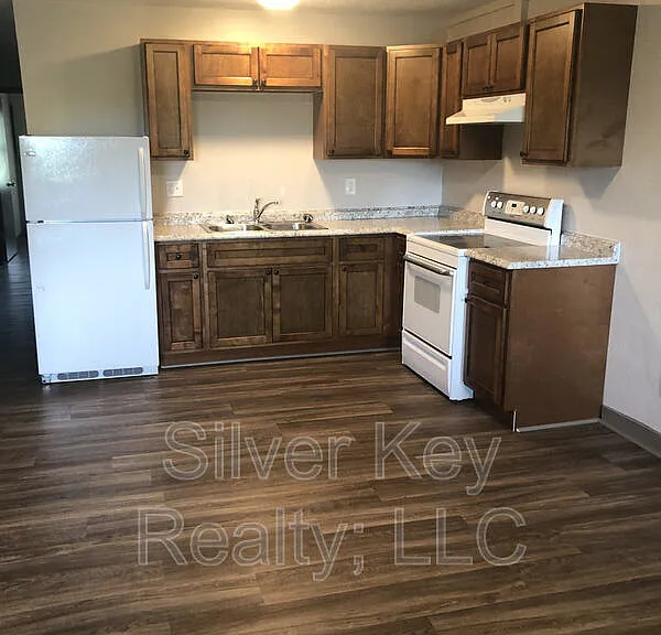 1426 & 1432 Niles Ferry Rd #8 — Photo 2