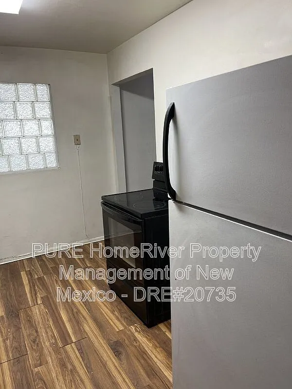 3 bed, 1.0 bath, 1176 sqft, $1,525 — Photo 4