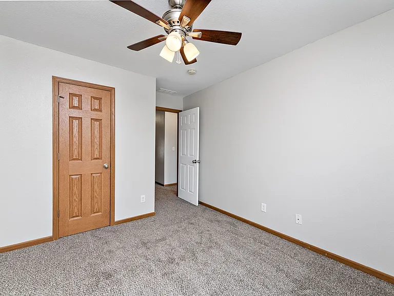 3314 N 103rd Place Edith 10353 #10333-10357 — Photo 96
