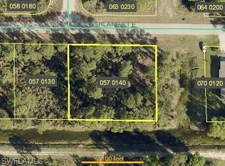 826 Ashland St E, Lehigh Acres, FL 33974