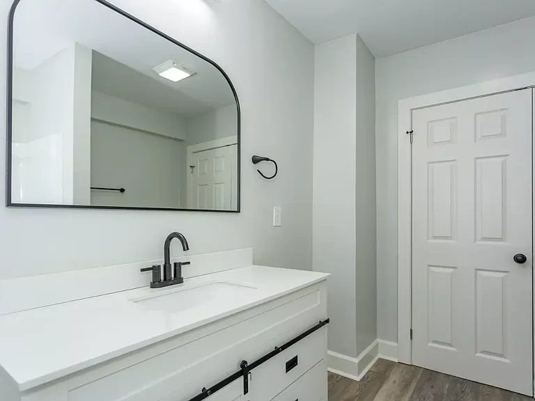 1523 44th St E — Photo 11
