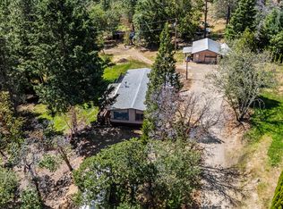 10244 N Applegate Rd, Grants Pass, OR 97527