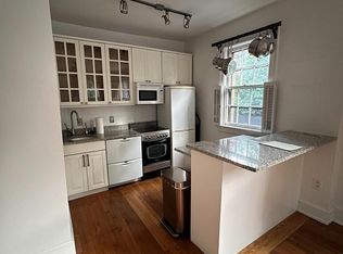 3120 R St NW APT 102, Washington, DC 20007