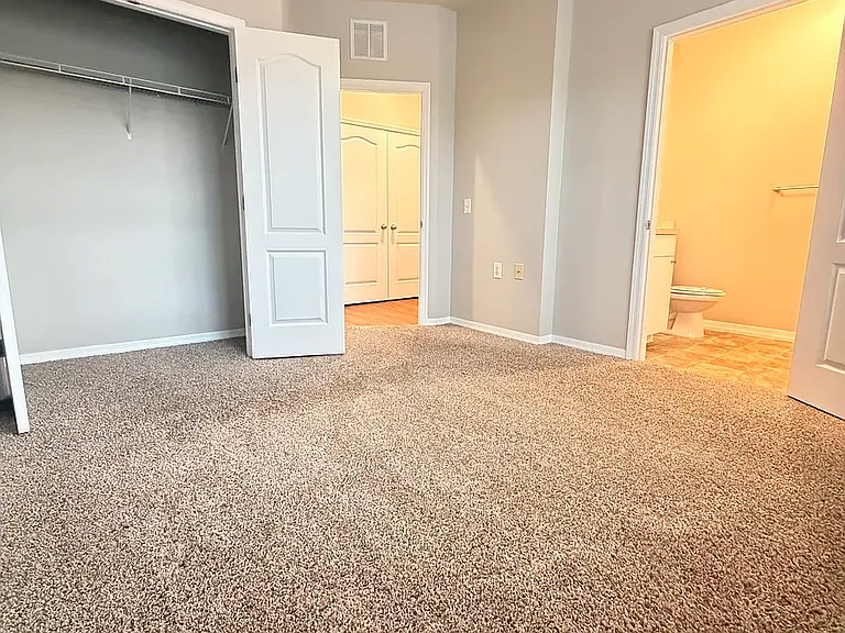 1429 Villa Capri Cir #201 — Photo 10