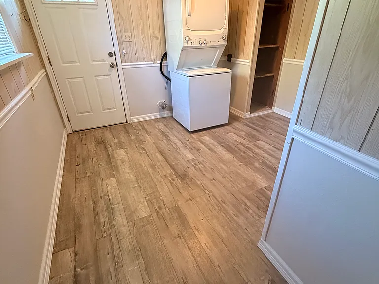 704 Cook Rd — Photo 5