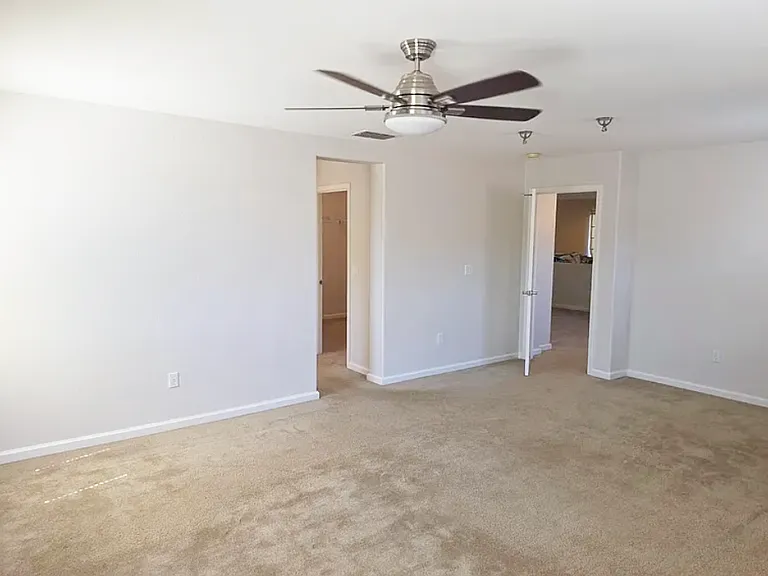 3973 Martis St — Photo 11