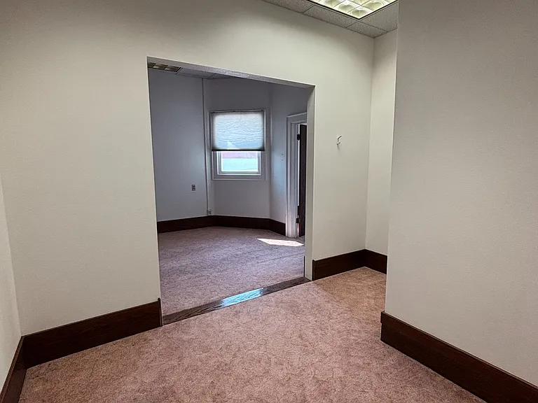 8 S Idaho St #B — Photo 1