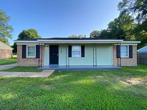 1154 Western Park Dr Photo 1
