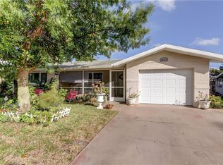 10318 Hickory Hill Dr, Port Richey, FL 34668